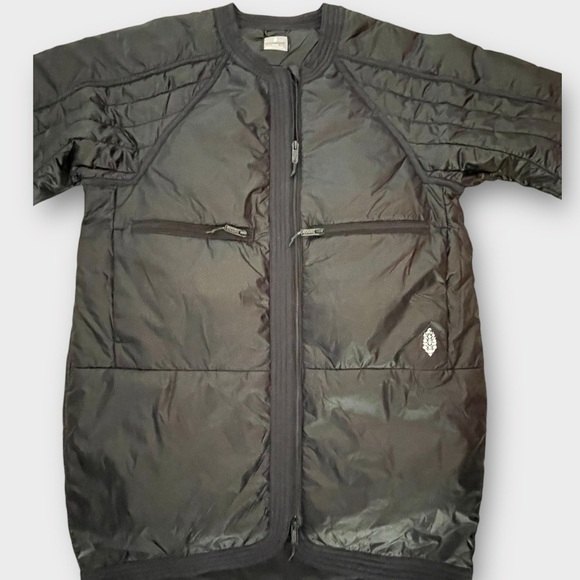 Free People FP Movement Lightweight As a Feather Packable Jacket NWT - Picture 7 of 12